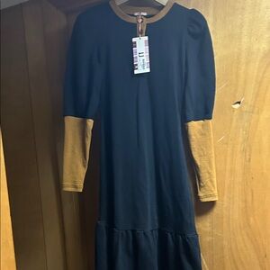 New Udel dress size small